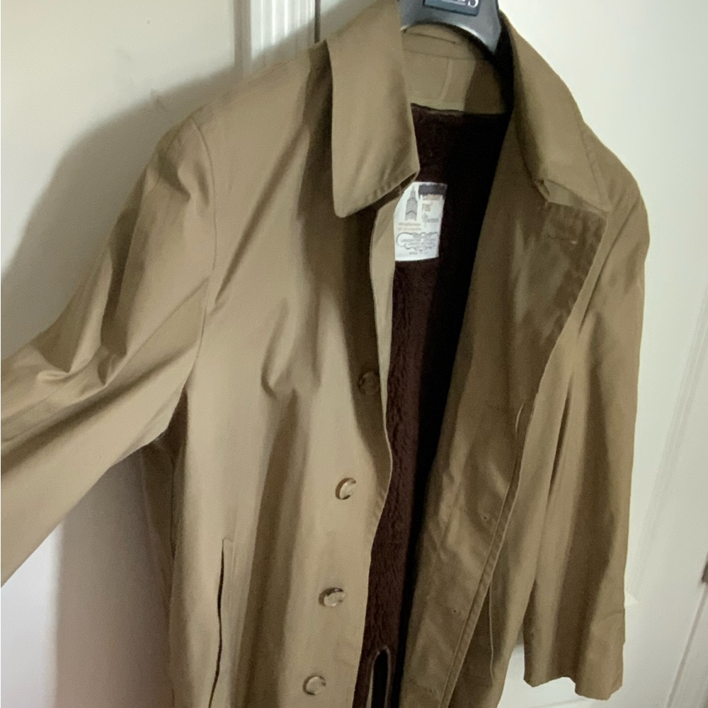 London Fog Weatherwear Maincoats 42 Reg Beige removable Faux Fur Liner